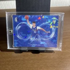 NBA Cooper Flagg Infinite Sapphireカード観賞用