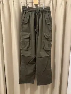 カーゴパンツ オリーブ色 Sサイズ