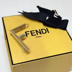 FENDI フェンディファースト Fロゴ ピアス イヤーカフ ゴールド カラーのサムネイル