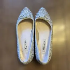 DIANA シルバー グリッター フラットシューズ