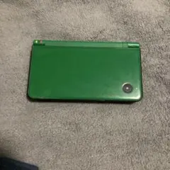 Nintendo DSi LL本体