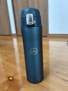 【新品】Mercedes-Benzワンプッシュ 真空ステンレスボトル 450mlのサムネイル