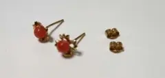希少　赤珊瑚ピアスとk18刻印ピアス受け