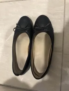 黒 パンプス　リクルート　新卒