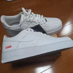 【新品 未使用】シュプリーム×ナイキ エアフォース1 ロー