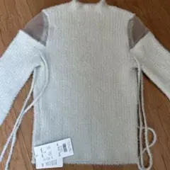 ホワイト フワフワニットセーター 長袖 透け感