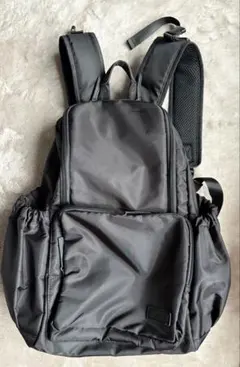 ハニーズ　機能性多ポケットリュックＨＷ