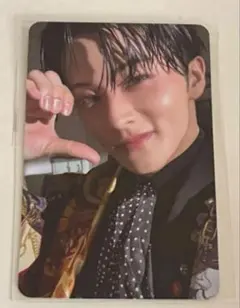 Item thumbnail for item 2c16da1a-50a9-43cc-94f8-ef82c6eaf42b