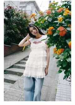 ZARAフリル刺繍入りショートワンピース