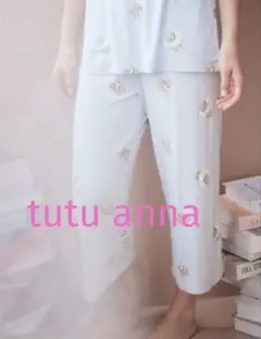 【新品未使用タグ付き】チュチュアンナ トイプードル総柄７分丈パンツ 水色のサムネイル