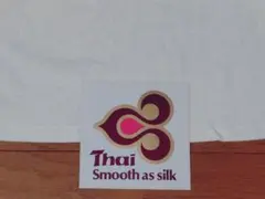 タイ国際航空 ステッカー & Smooth as silk タオル セット