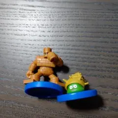 ドラゴンクエストドラクエモンスターフィギュアセットスライムゴーレム怪物貝砂ゲーム