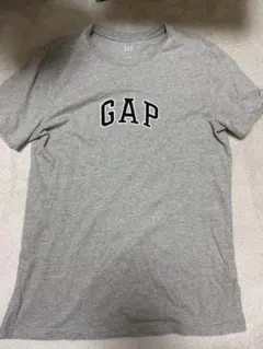 GAP グレー ロゴTシャツ
