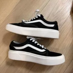 VANS 　スニーカー ブラック　新品のサムネイル
