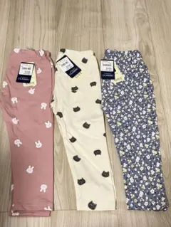 新品☆レギンスパンツ、ストレッチ、薄手長ズボン☆90サイズ