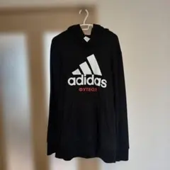 【レア　希少】adidas 黒 パーカー L/2XL