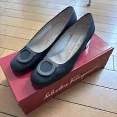 Salvatore Ferragamo パンプス ブラック 5Cのサムネイル