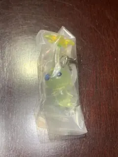 ヒカリピクミン　めじるしアクセサリー　ピクミン