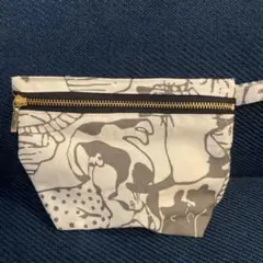 ハンドメイド　ポーチ　猫ネコ