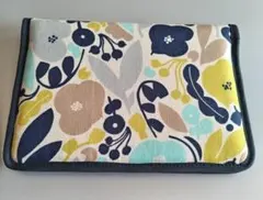 お薬手帳ケース　通帳ケース　マルチケース