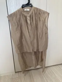 プルミエアロンディスモン ウールロングジレ きれいめ　アイボリー　ストレッチ フェイクウール ロングジレ レディース[品番：AZ000004168