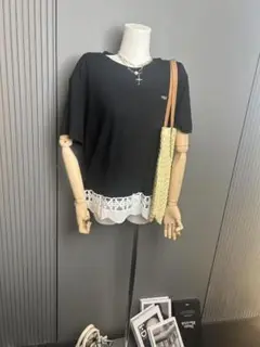 女性用コットンTシャツのレースです
