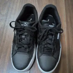 PUMA　スニーカー