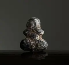 ☆ 【入手困難】☆本物の恐竜の卵 海外産輸入！ ハドロサウルスの卵の