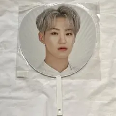 2025年最新】seventeen ホシ うちわの人気アイテム - メルカリ