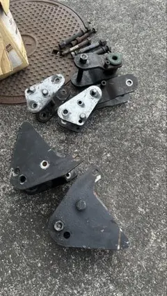 ランクル60リーフスプリングセット 4本 ブーメランシャックル ランクル60系4インチアップスプリングセット キープスラント