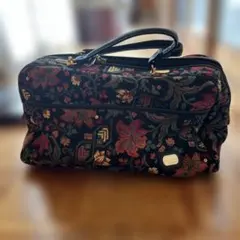 ラポニエのバッグ