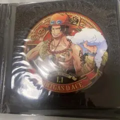 ワンピース　麦わらストア　バースデー缶バッジ　プレミアム　エース 缶バッジ