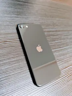 美品Apple iPhone SE第2世代スペースグレー 本体　バッテリー79%