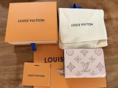 ルイヴィトン マヒナ ポルトフォイユ クレア ブルームグレー C295 