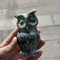 天然石瑪瑙のフクロウ　置物　彫り物G.517