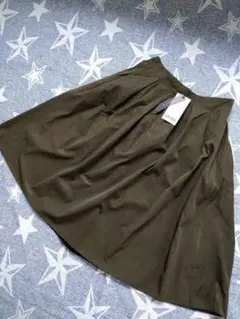 新品★ザラZARA　カーキ　フレアースカート