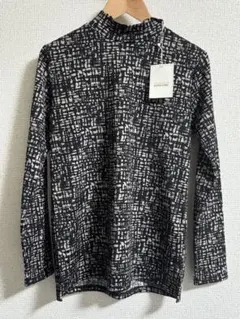 【タグ付き未使用】ALPHA CUBIC 長袖トップス　Mサイズ