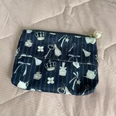 ＊美品＊アフタヌーンティー コスメ柄ティッシュポーチのサムネイル