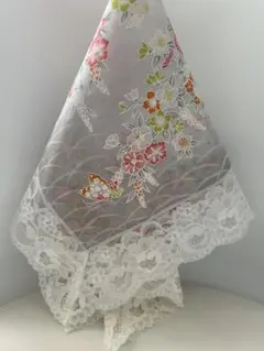 大判ハンカチ　レース付き