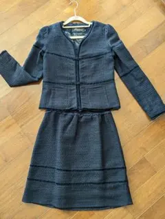 美品　リッチミーニューヨーク　スーツのサムネイル
