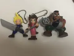 FF7 エフエフスイング ガチャガチャ フィギュア クラウド エアリス バレット