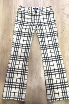 バーバリー ブルーレーベル　ノバチェック フレアパンツ 34 白