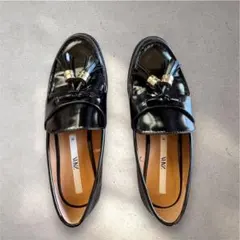 【ZARA】 タッセルフラットローファー