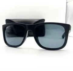 人気✨RayBan RB4165F JUSTIN 偏光レンズ　ラバーブラックのサムネイル