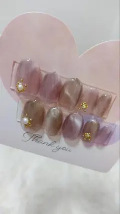 シンプルネイルチップ10個セット　マグネットネイル　２色