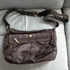 HIROKO KOSHINO ブラック ショルダーバッグ