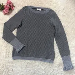 【美品】HUGO BOSSヒューゴボス　定価4万円　ニット　L フリル　ブルー