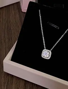 新品同様/モアサナイトのネックレス