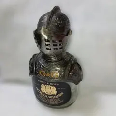 ✨超ラブリー＆可動ばっちり ニッカウヰスキー G&G 騎士の兜付き飾れる空ボトルのサムネイル