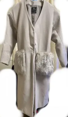 w closet ノーカラーコート　ロング　ファー付き　ウエストストラップのサムネイル